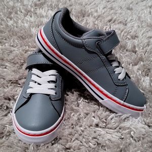Place Size 1 Sneakers